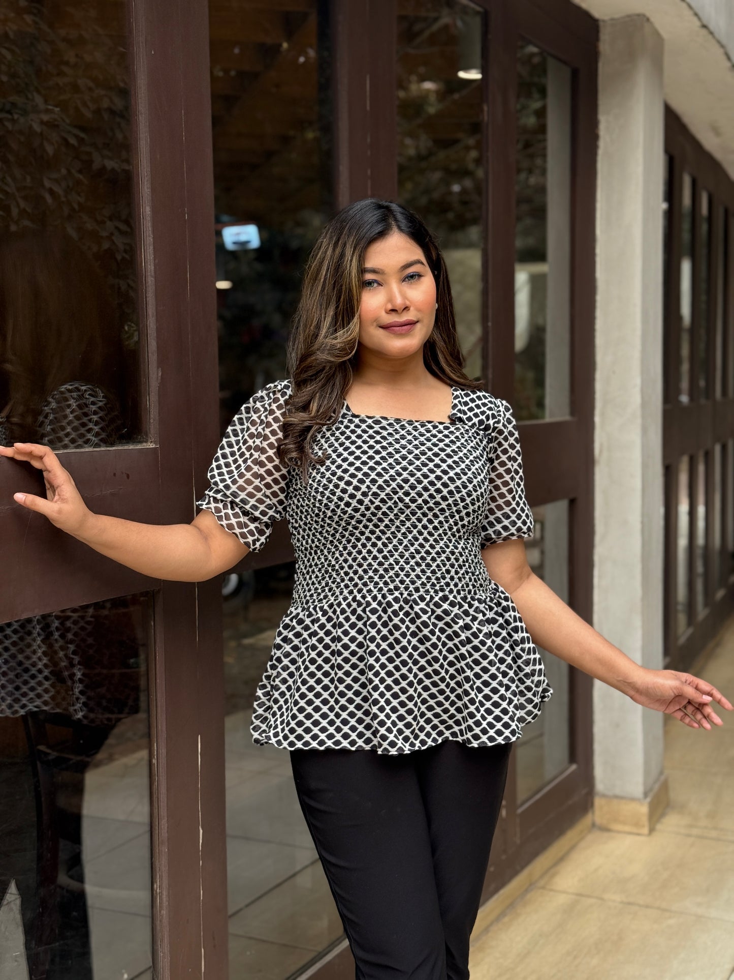 Short Smokey Tops || Black & White
