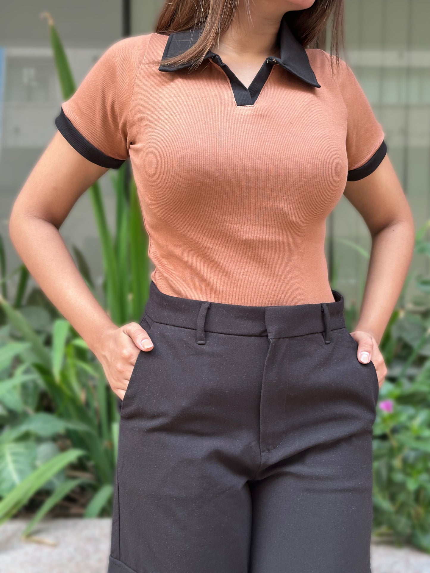 Contrast Polo T-Shirt || Brown