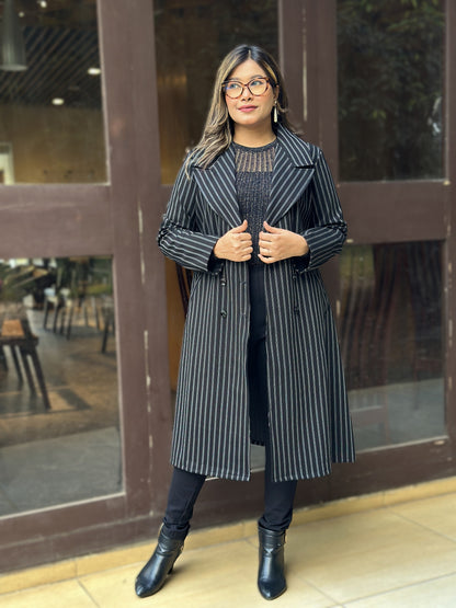 Special Ladies Long Overcoat in Formal Check || Black