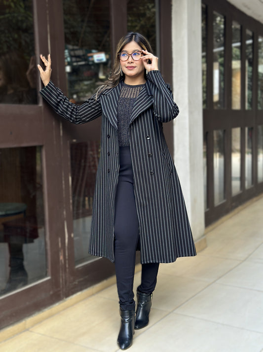 Special Ladies Long Overcoat in Formal Check || Black