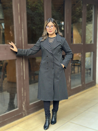 Special Ladies Long Overcoat in Formal Check || Black