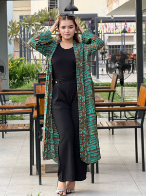 ladies premium long shrug from trendy buzz paired with wide leg formal pant &  round neck t-shirt. Full fit From trendy buzz.