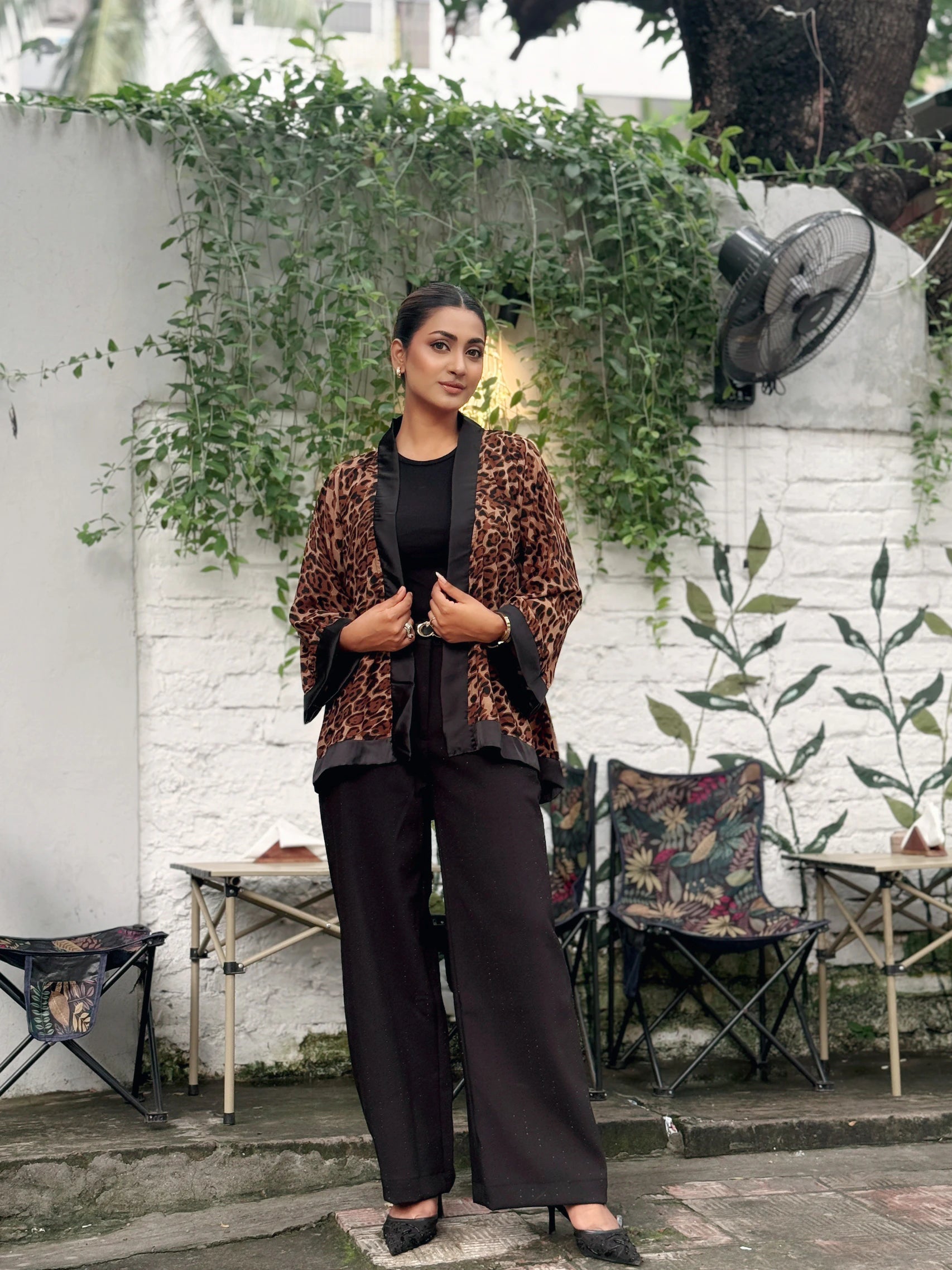 Premium Georgette Wild Luxe Animal Print Kimono – TrendyBuzz