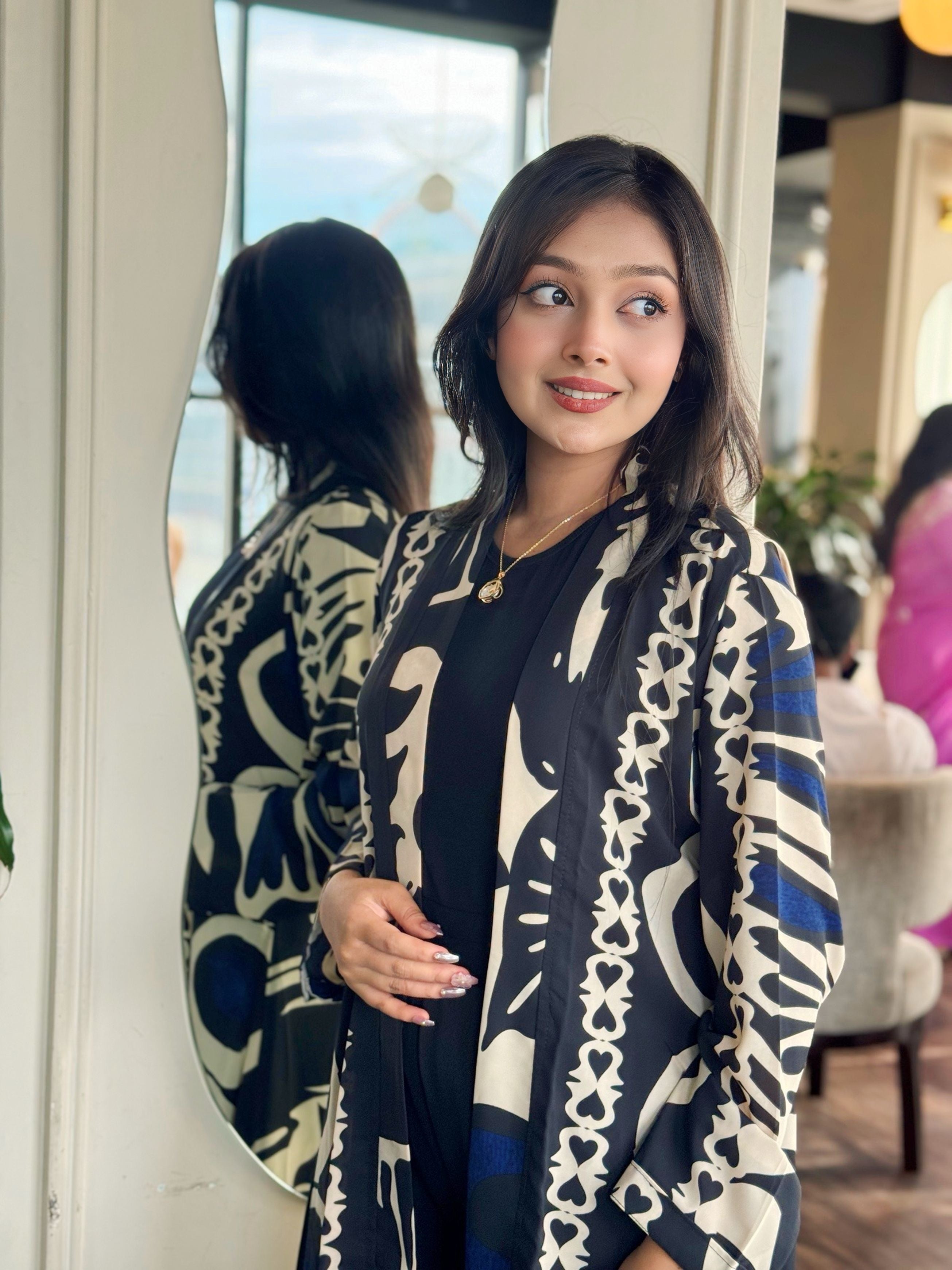 Ladies Long Shrug – Trendy Outerwear for Women || Abstract Botanical Leaf Print (Black,Blue,White)