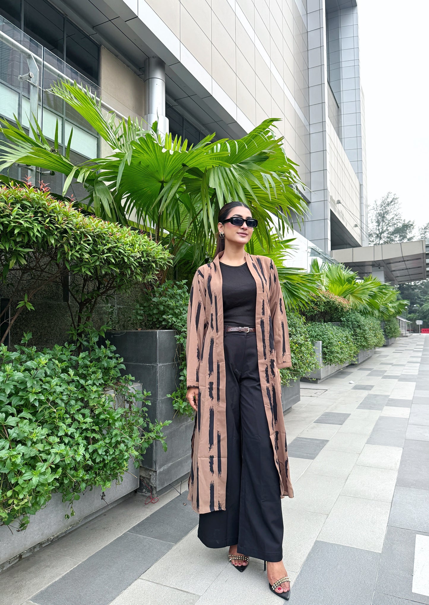 Ladies Long Shrug – Trendy Outerwear for Women || Coffee