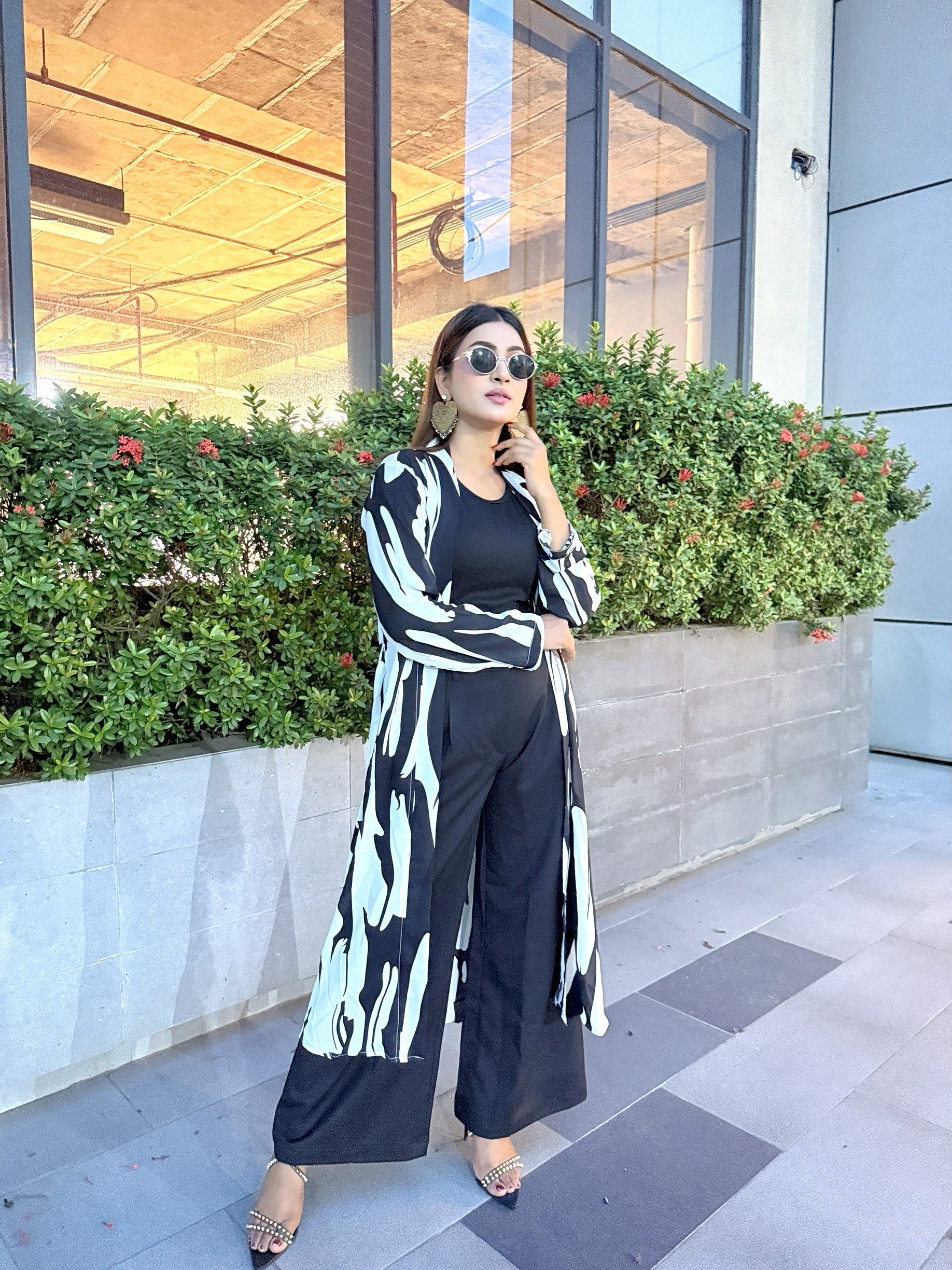 Ladies Long Shrug – Trendy Outerwear for Women || White Tiger