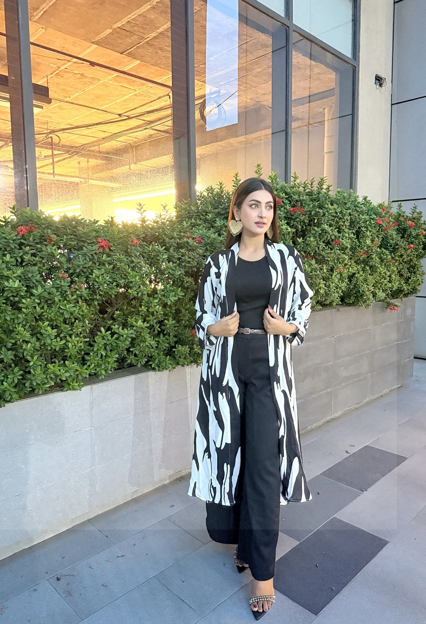 Ladies Long Shrug – Trendy Outerwear for Women || White Tiger