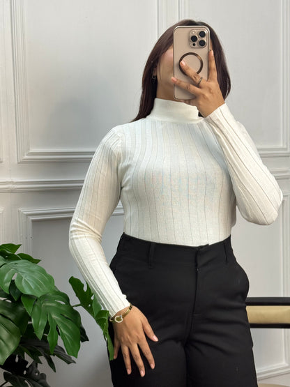 Winter Essential Crop Mock Neck Top – Full Sleeve Body-Warmer Style | White