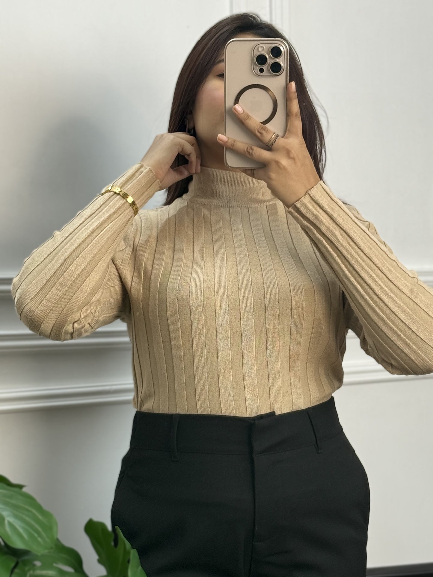 Winter Essential Crop Mock Neck Top – Full Sleeve Body-Warmer Style | Beige