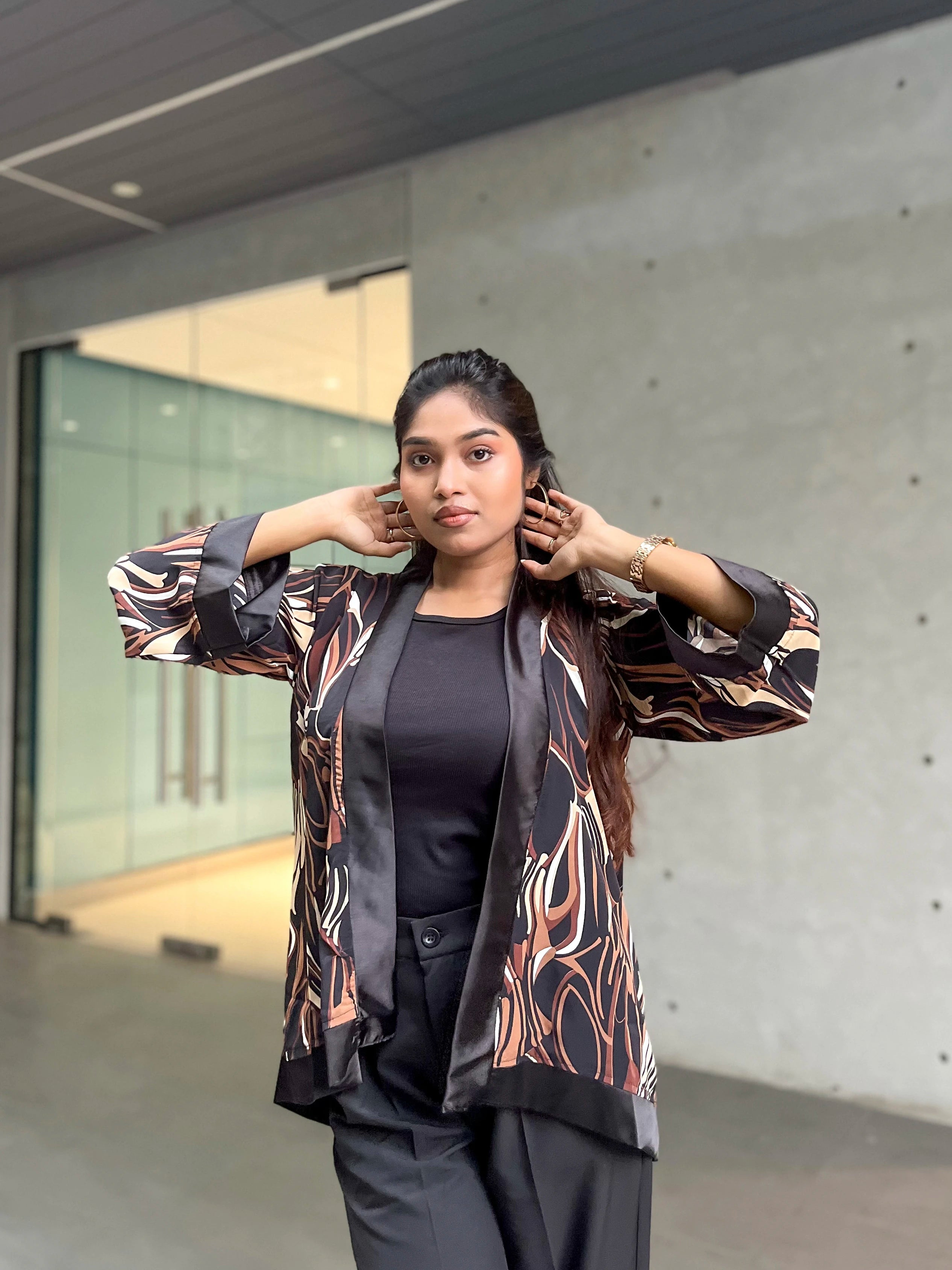 Choco Vibe Brown Short Kimono – Chic Outer Layer for Women | TrendyBuzz