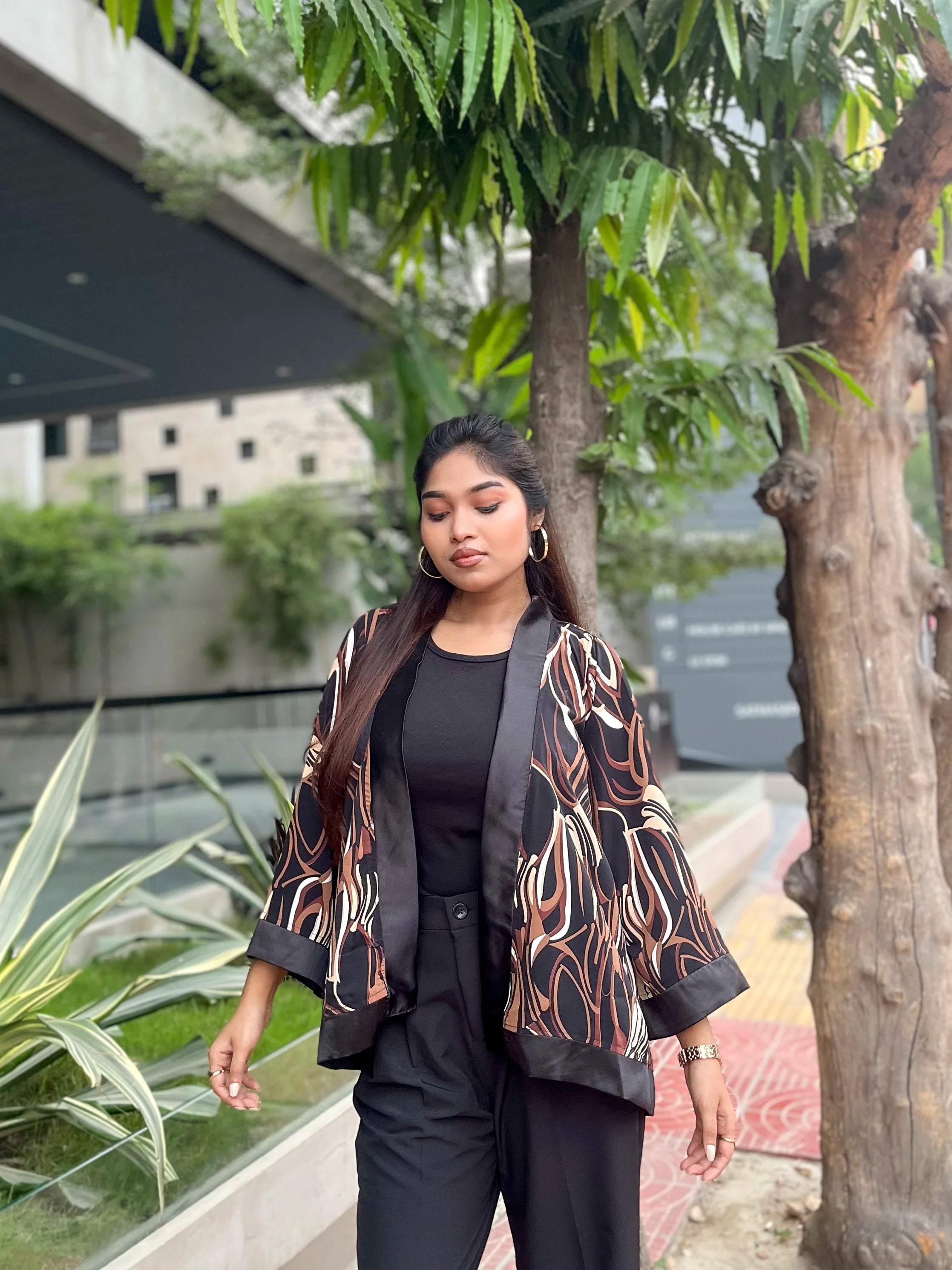 Choco Vibe Brown Short Kimono – Chic Outer Layer for Women | TrendyBuzz