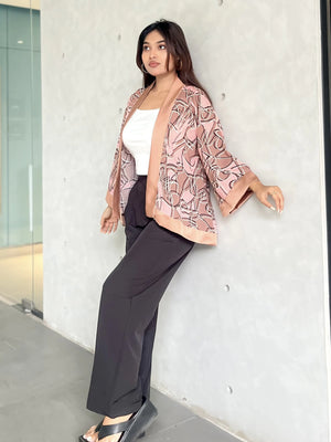 Dusty Pink Short Kimono – Chic Outer Layer for Women | TrendyBuzz
