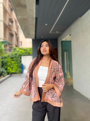 Dusty Pink Short Kimono – Chic Outer Layer for Women | TrendyBuzz