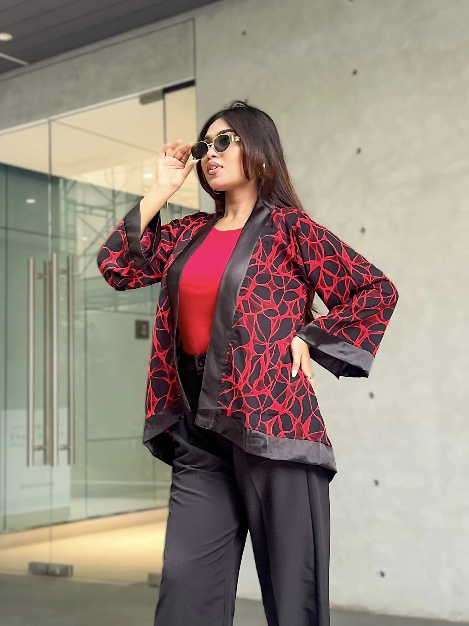 Buy This Red Pulse Short Kimono for Summer Essentrail Pairing With Red Sleeveless Crop Top & Black Pant. Trendy Buzz.