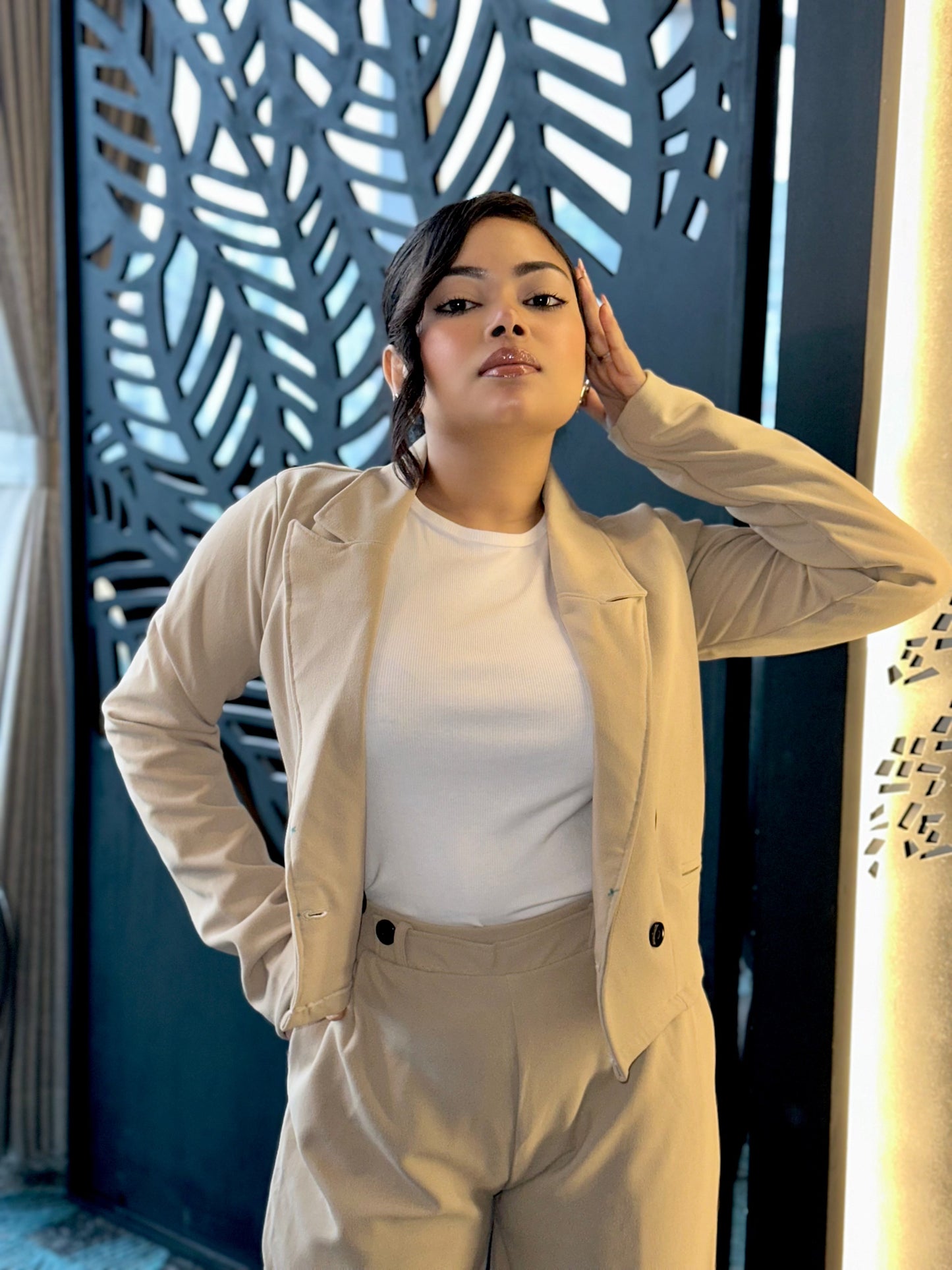 Ladies Crop Beige Blazer Set || Fashionable Blazer Suit || Women Blazer