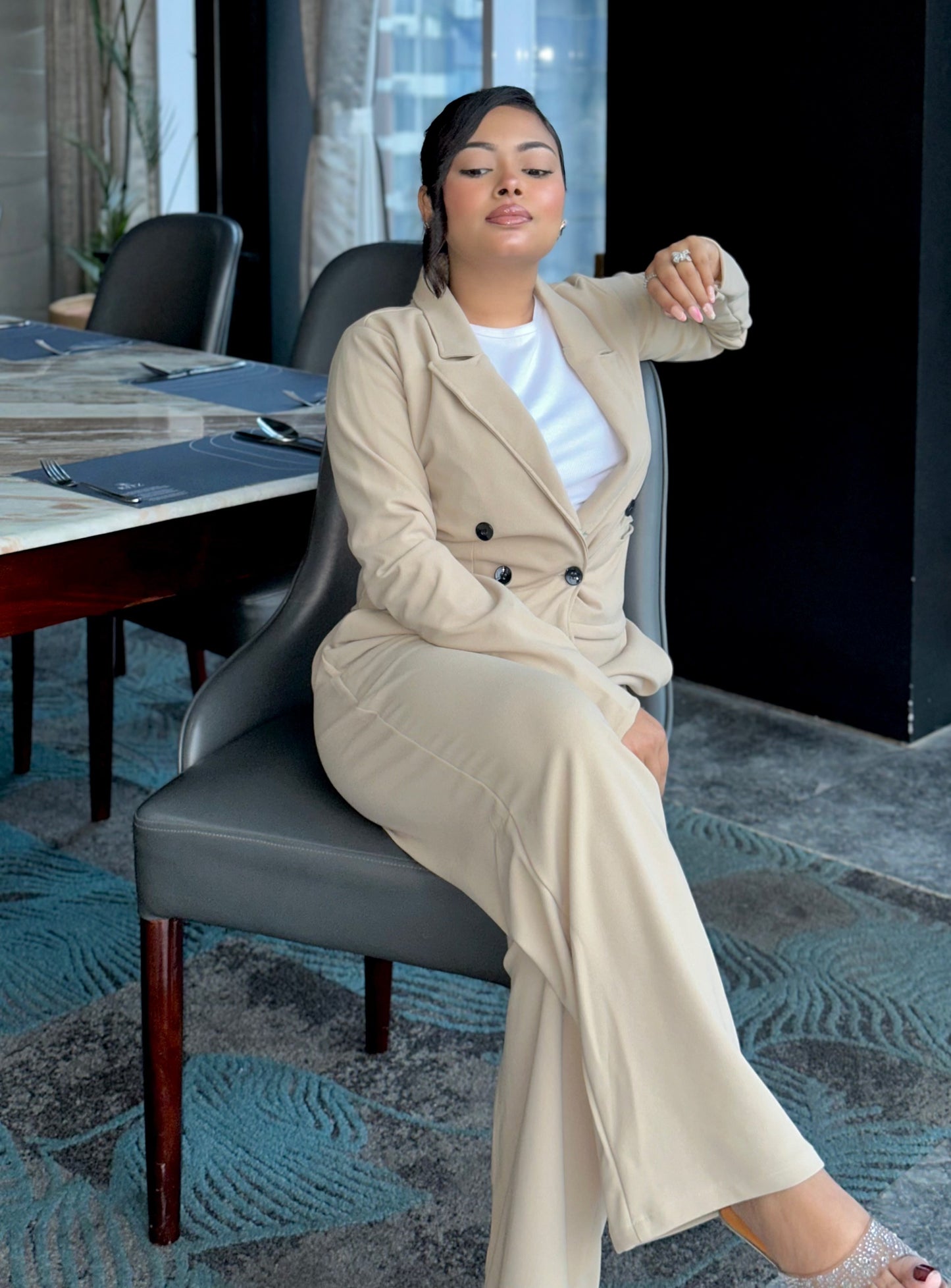 Ladies Crop Beige Blazer Set || Fashionable Blazer Suit || Women Blazer