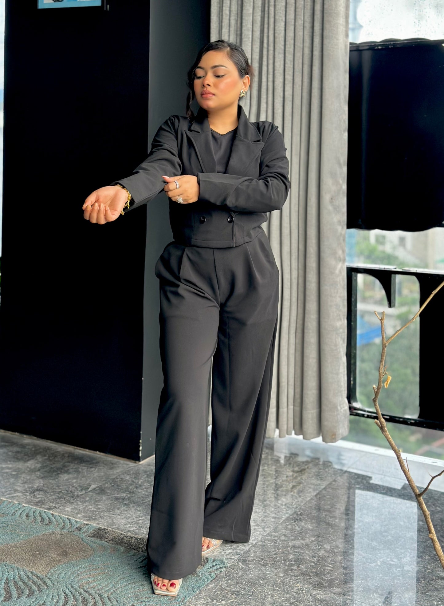 Ladies Crop Black Blazer Set || Fashionable Blazer Suit || Women Blazer