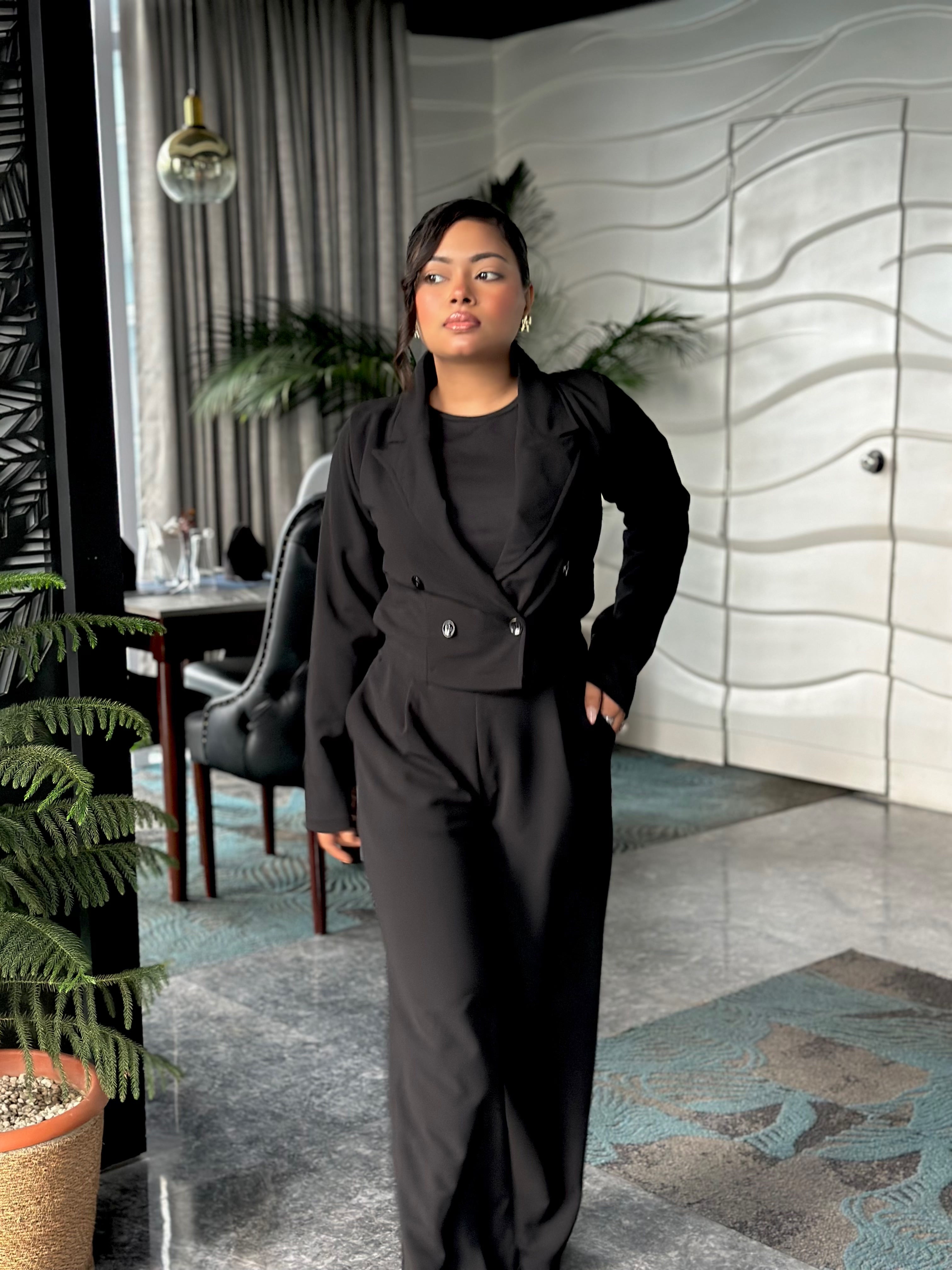 Ladies Crop Black Blazer Set || Fashionable Blazer Suit || Women Blazer