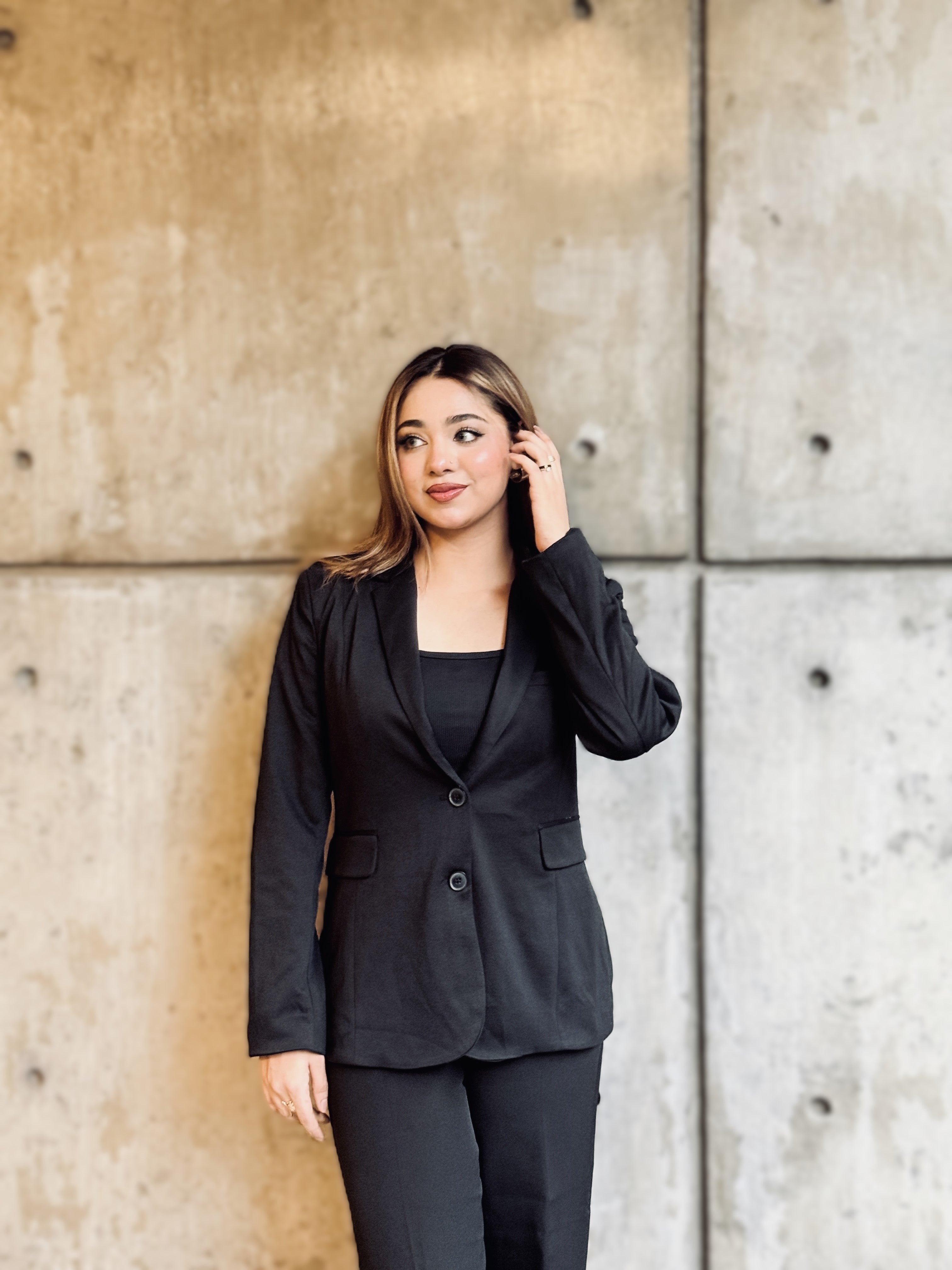 Semi-Fit Black Formal Blazer for Women | Women’s Black Blazer | TrendyBuzz Bangladesh