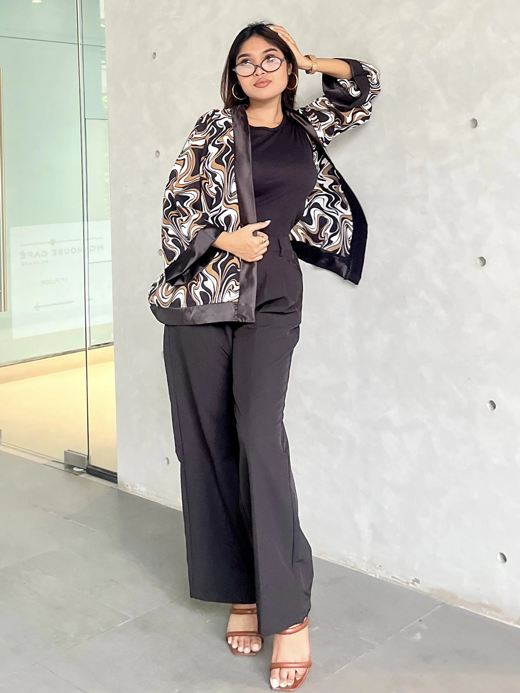 Mocha Marble Print Short Kimono – Chic Outer Layer for Women | TrendyBuzz