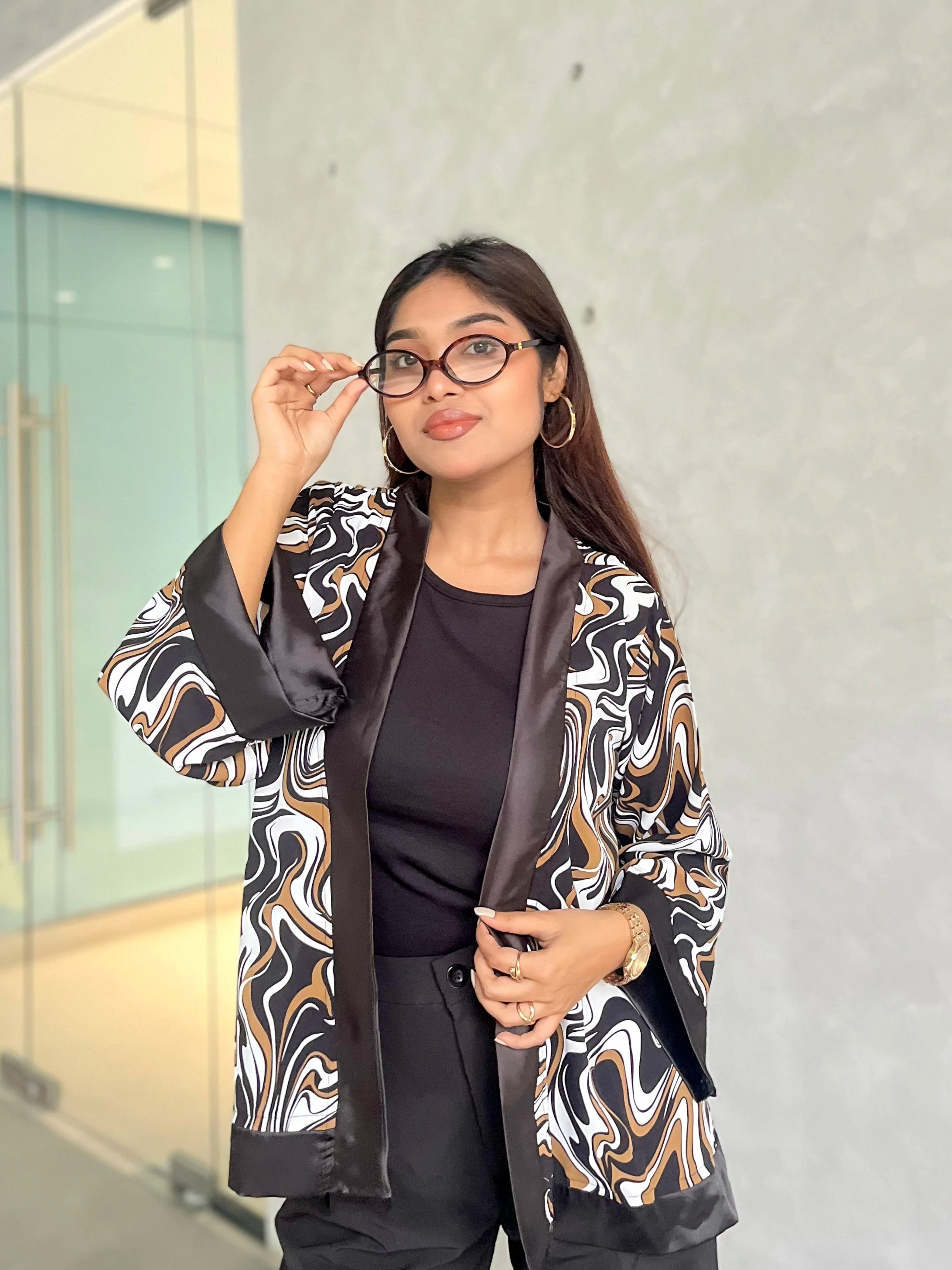 Mocha Marble Print Short Kimono – Chic Outer Layer for Women | TrendyBuzz
