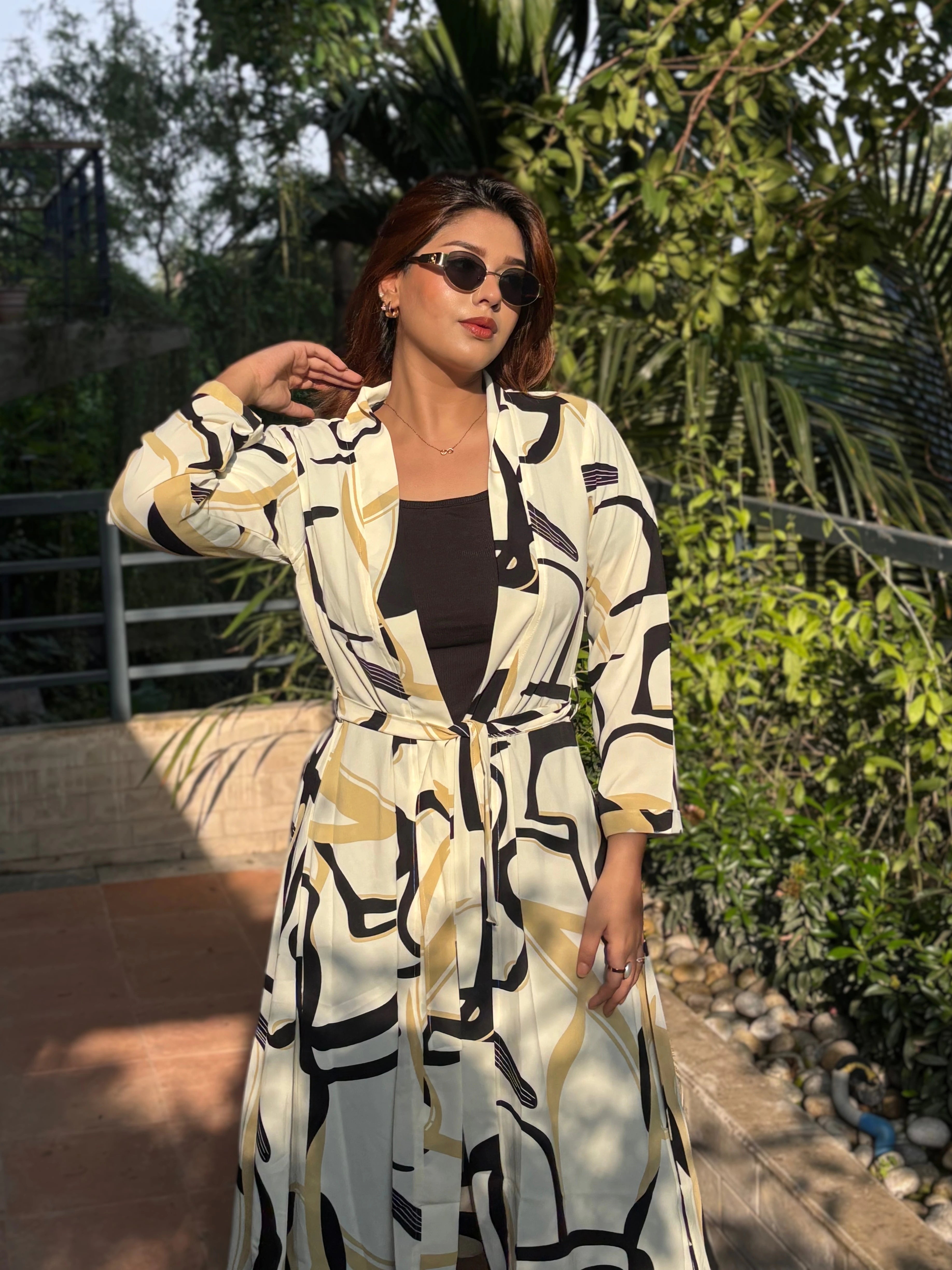 Golden Ivory Long Shrug – Abstract Elegance Printed Premium Layer for Women. Best western Fit that can be used as vacation fits, office days, summer hot days or more.Trendy Buzz.