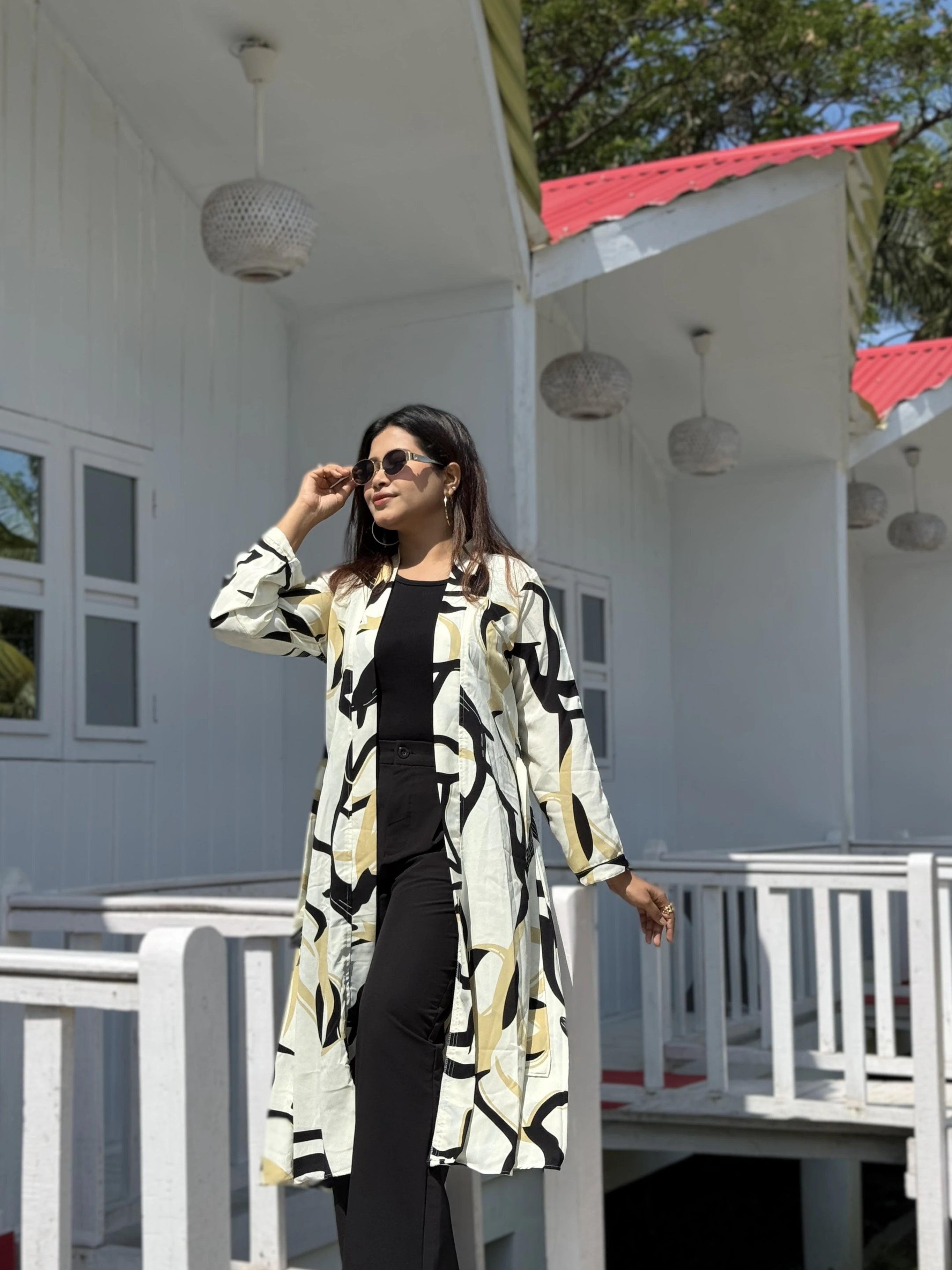 Golden Ivory Long Shrug – Abstract Elegance Printed Premium Layer for Women. Best western Fit that can be used as vacation fits, office days, summer hot days or more.Trendy Buzz.