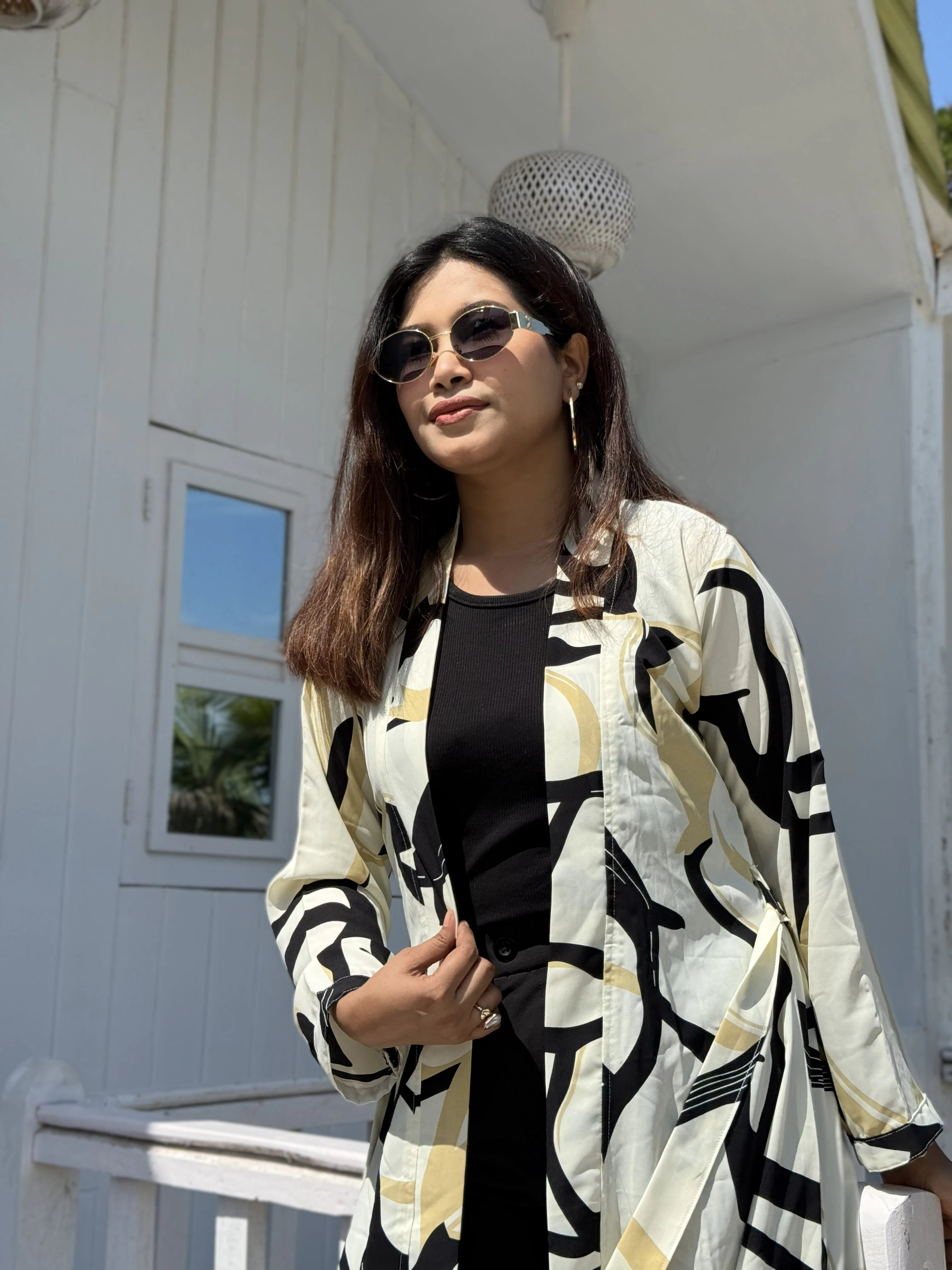 Golden Ivory Long Shrug – Abstract Elegance Printed Premium Layer for Women. Best western Fit that can be used as vacation fits, office days, summer hot days or more.Trendy Buzz.