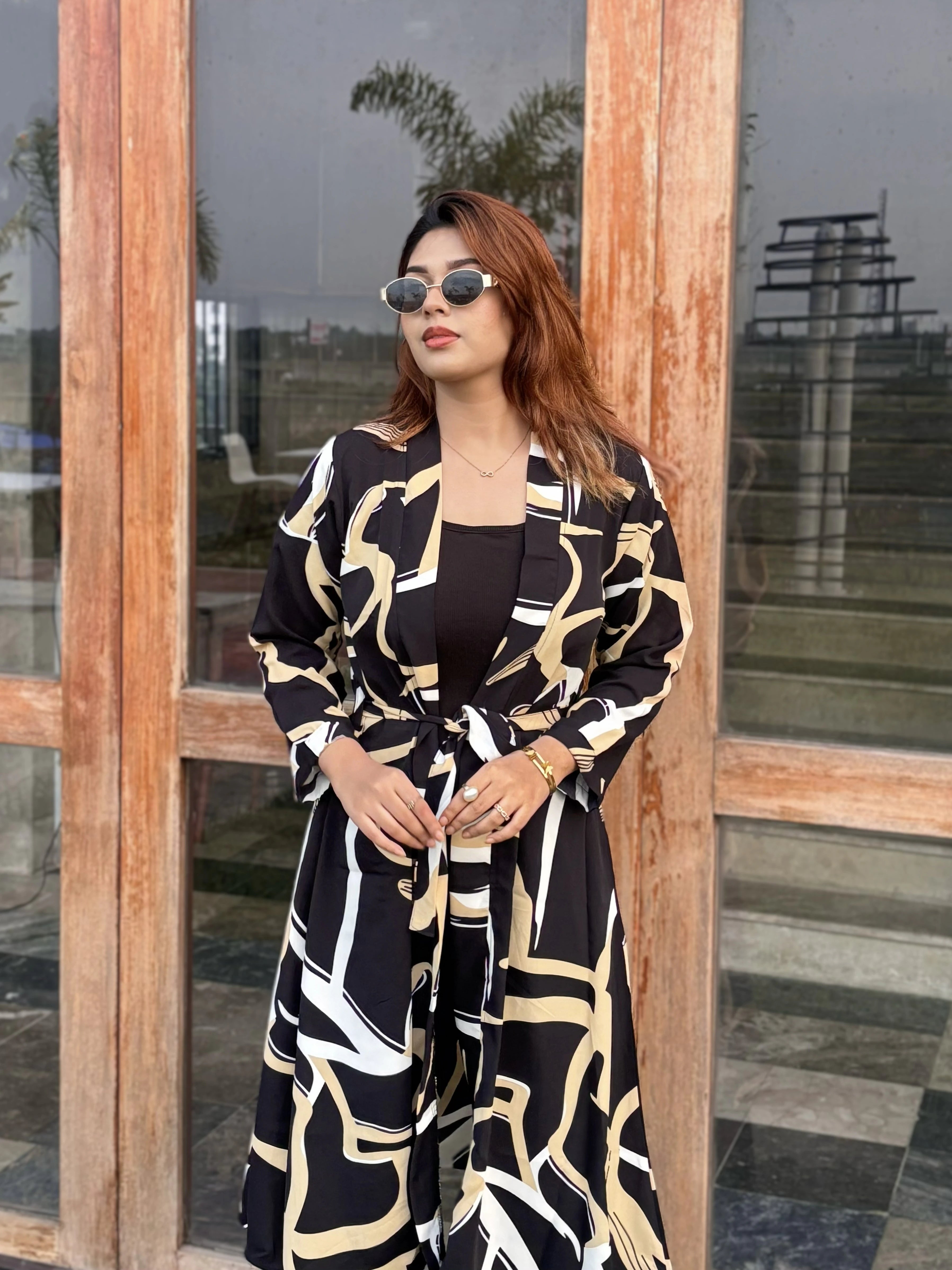 Earthline Black Printed Long Shrug – Premium Abstract Statement Layer for Women that can be used for Vacation days,Office busy days or Uni Fits in BD. Long Shrug that Defines your beauty. Trendy Buzz.