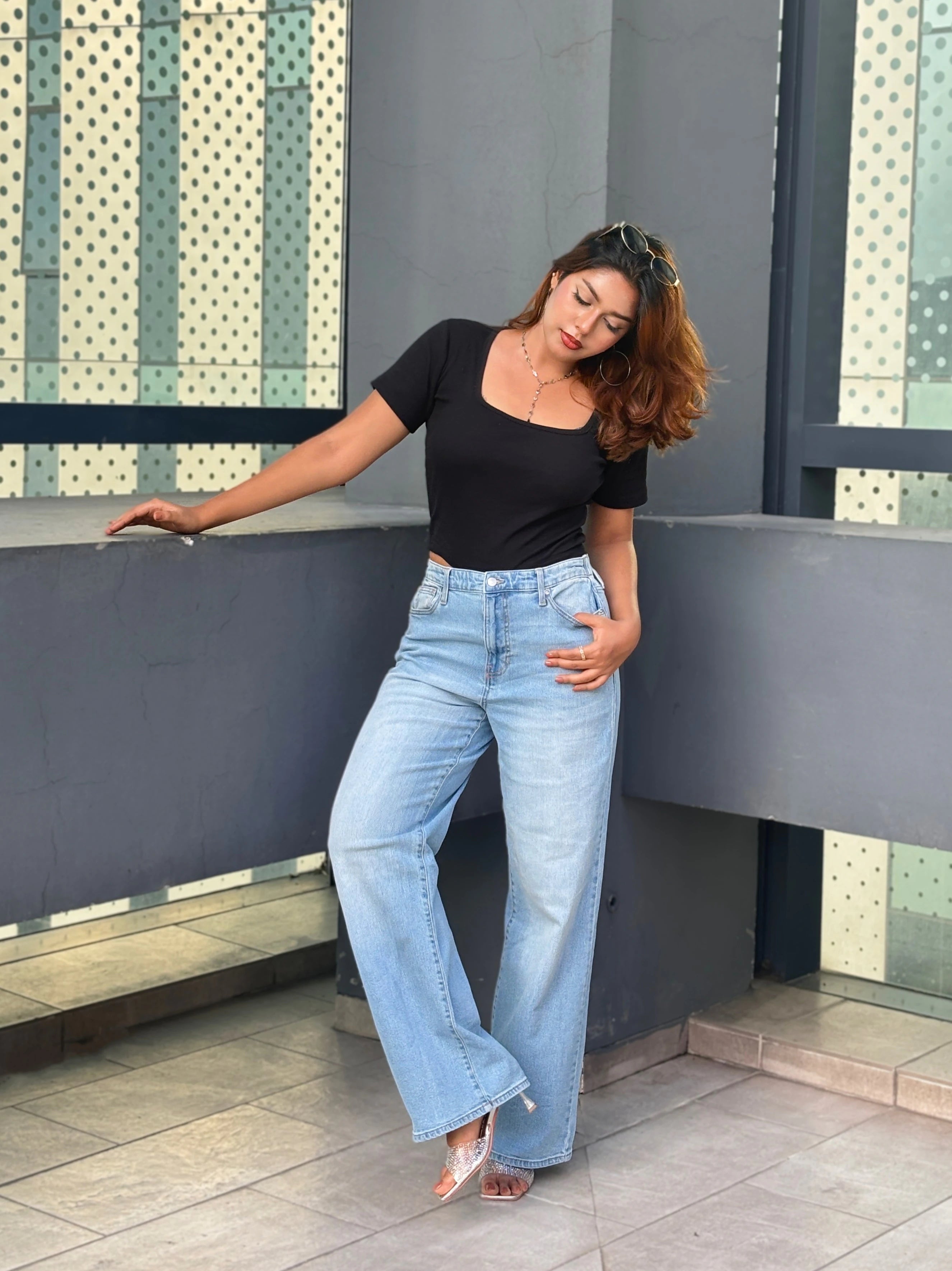 ladies jeans broad waist jeans